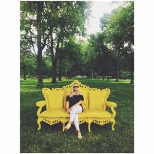 Meet your Posher, Becca